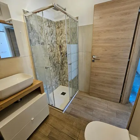 Holiday home Dragona 15 Min Fco 10 Min Ostia Acilia